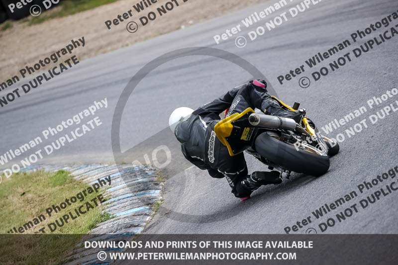 enduro digital images;event digital images;eventdigitalimages;lydden hill;lydden no limits trackday;lydden photographs;lydden trackday photographs;no limits trackdays;peter wileman photography;racing digital images;trackday digital images;trackday photos